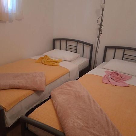 Apartment Perla Pirovac Dış mekan fotoğraf