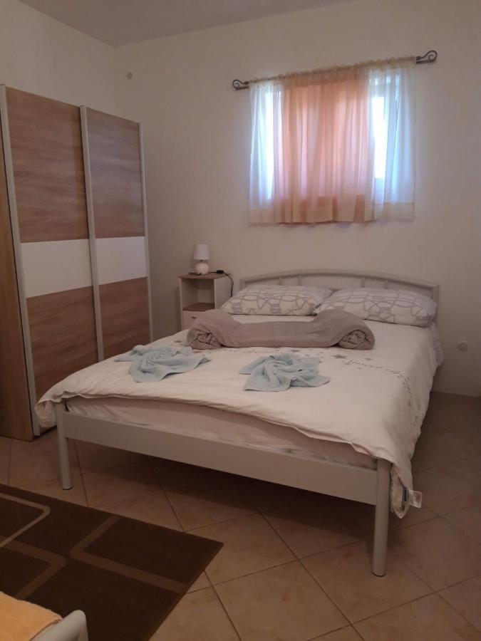 Apartment Perla Pirovac Dış mekan fotoğraf